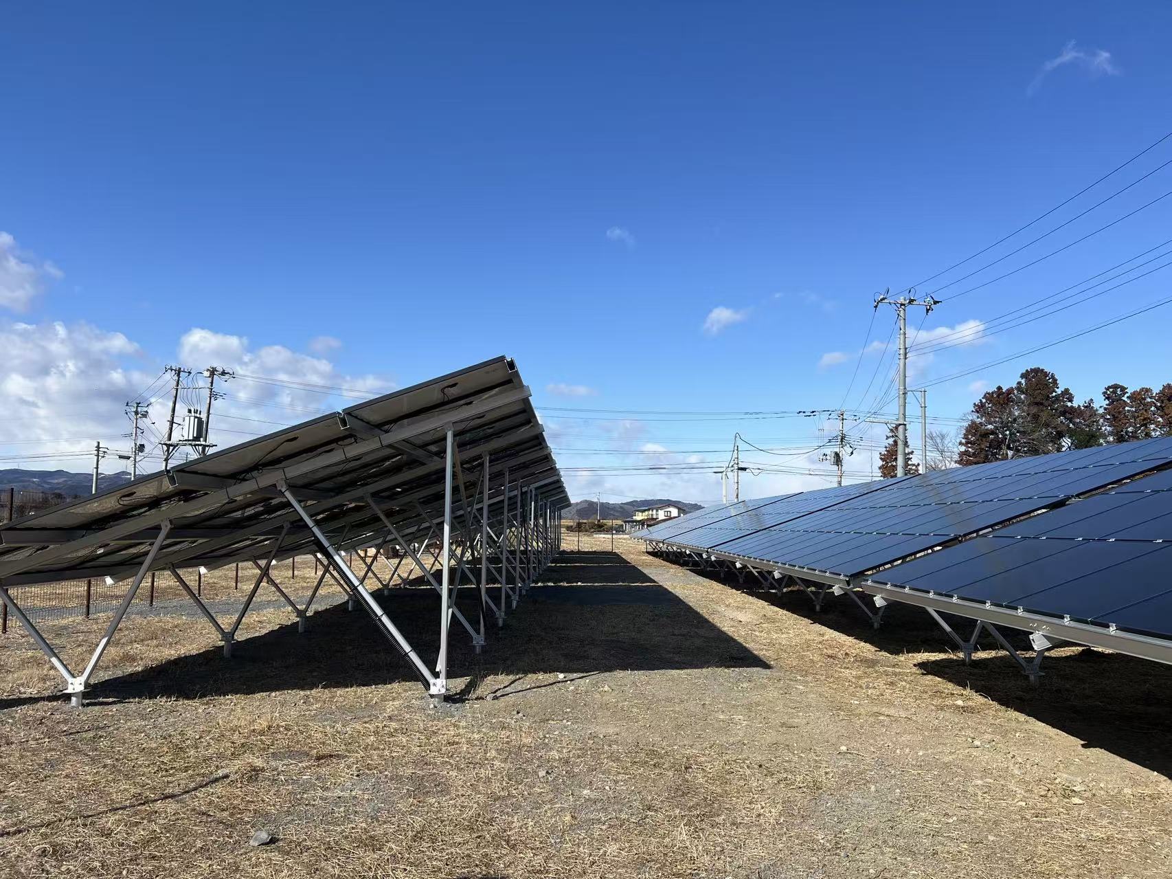 شمسی گراؤنڈ بریکٹ کا مواد